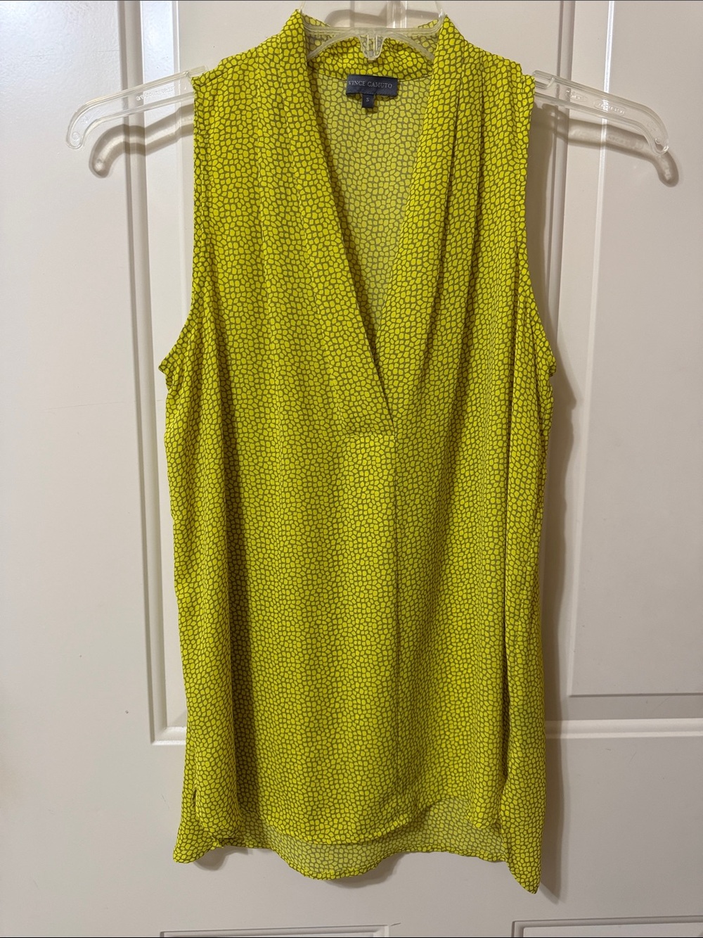 Vince Camuto Yellow Dotted V-Neck Sleeveless Camisole